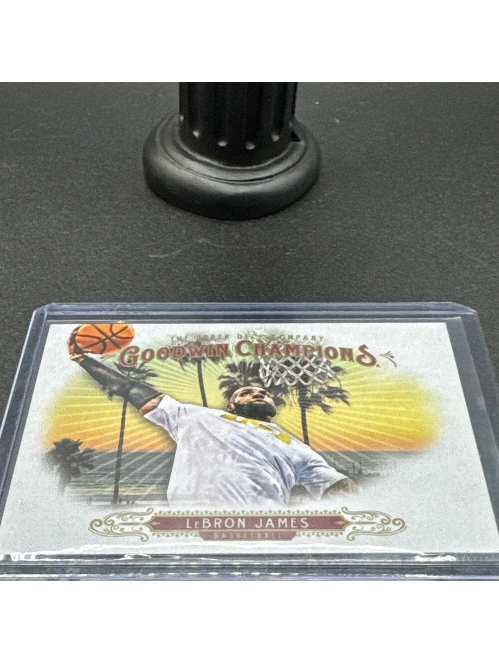 2018 Upper Deck Goodwin Champions LeBron James #100 Basketball Card NBA Legend